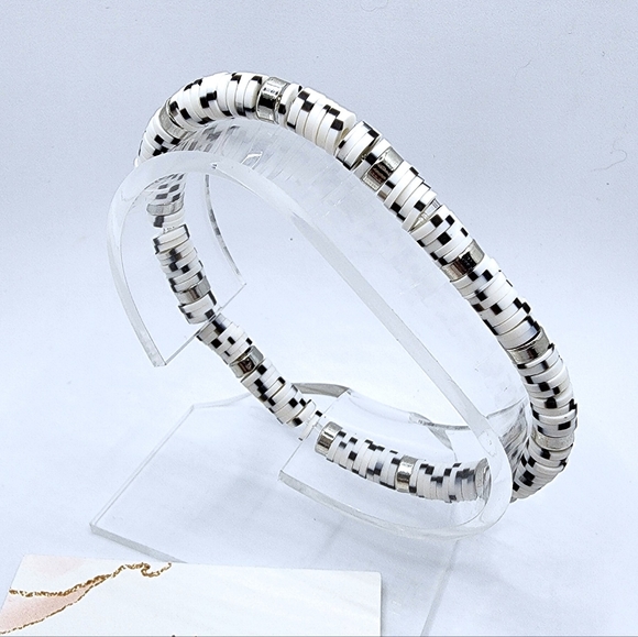 Clay and Metalic Beaded Bracelet - Unisex - Picture 6 of 6